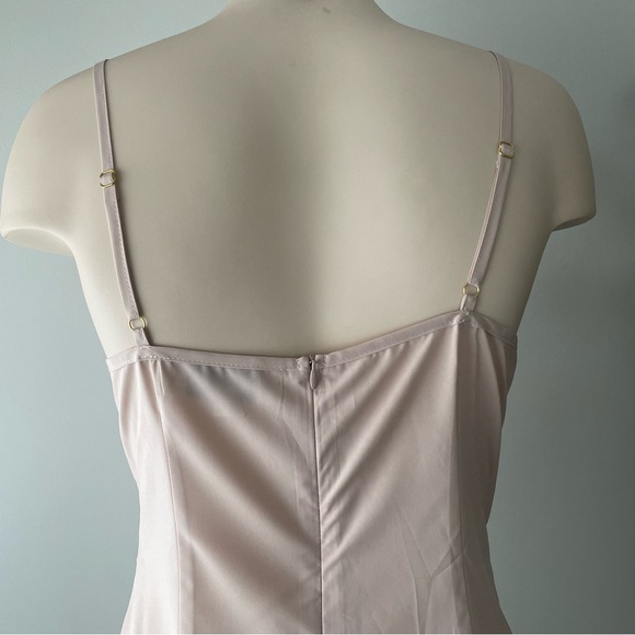 Elliatt Designer Mini Slip Dress Simple Minimalistic Blush Pink Size Small - Picture 4 of 7
